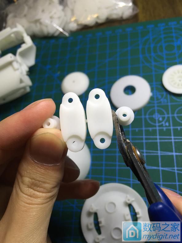 (基础拆解)2017年首发,DIY星战BB-8机器人 (基础拆解)2017年首发,DIY星战BB-8机器人