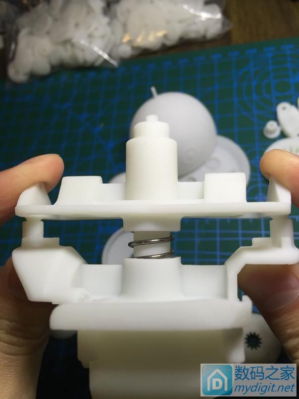 (基础拆解)2017年首发,DIY星战BB-8机器人 (基础拆解)2017年首发,DIY星战BB-8机器人