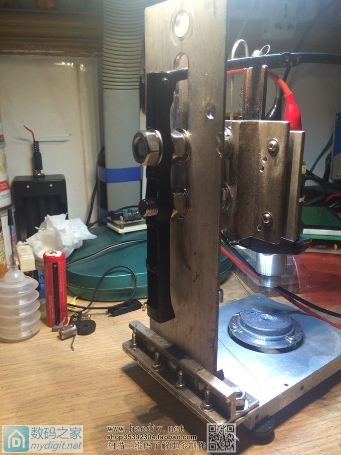 DIY精密电压基准合子(另有精密小台钻。。。) DIY精密电压基准合子(另有精密小台钻。。。)