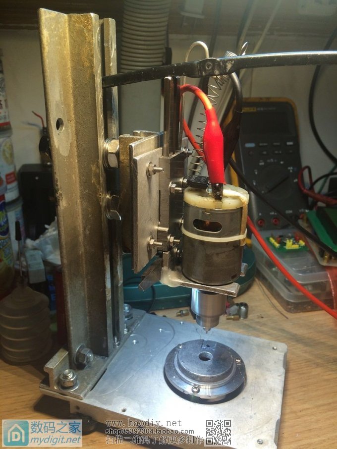 DIY精密电压基准合子(另有精密小台钻。。。) DIY精密电压基准合子(另有精密小台钻。。。)