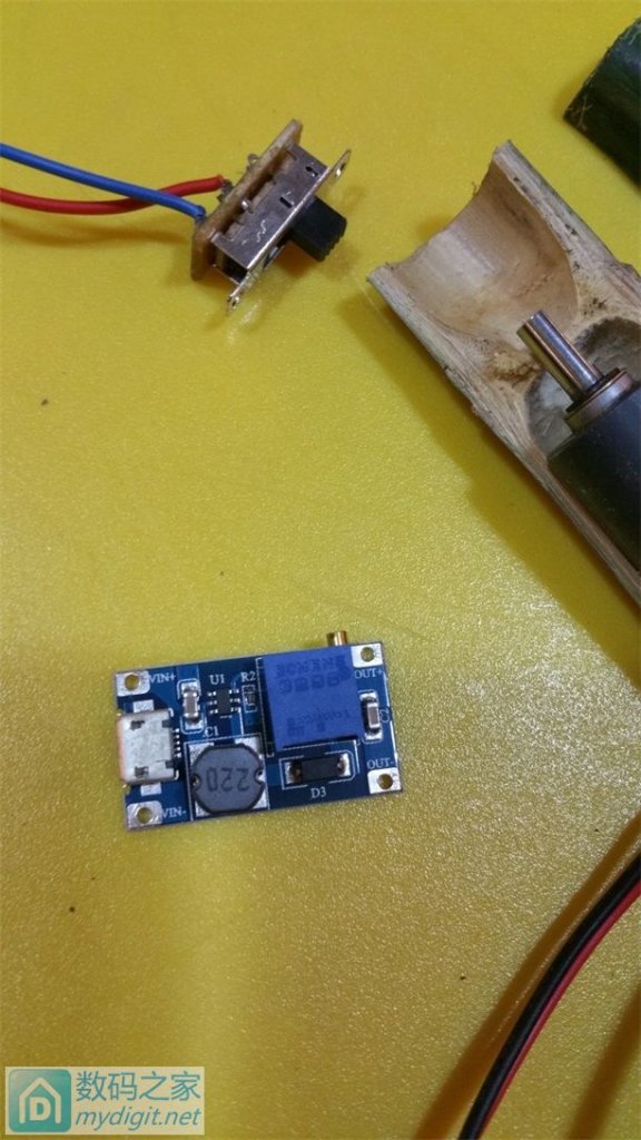 自制竹子电动螺丝刀,一节锂电池,算微型吗?第一次做,手工粗糙,见笑了,大神勿喷 自制竹子电动螺丝刀,一节锂电池,算微型吗?第一次做,手工粗糙