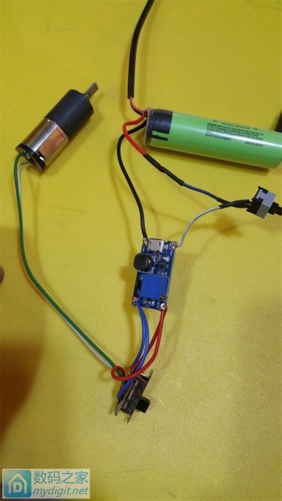 自制竹子电动螺丝刀,一节锂电池,算微型吗?第一次做,手工粗糙,见笑了,大神勿喷 自制竹子电动螺丝刀,一节锂电池,算微型吗?第一次做,手工粗糙