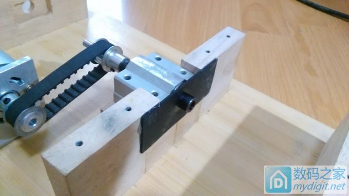 新年新作--一个成本较低的小台锯