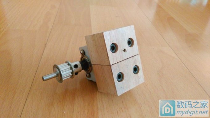 新年新作--一个成本较低的小台锯 新年新作--一个成本较低的小台锯