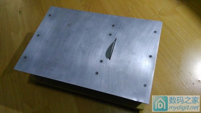 新年新作--一个成本较低的小台锯