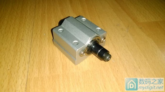 新年新作--一个成本较低的小台锯 新年新作--一个成本较低的小台锯