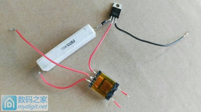 情人节想啪啪,来吧。模仿坛友的电子打火的玩意。。。。 情人节想啪啪,来吧。模仿坛友的电子打火的玩意。。。。