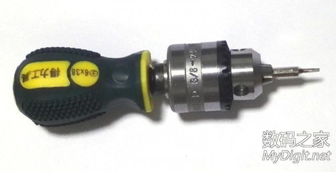 为小电批配个多用钻夹头~兼容4mm批头和麻花钻头了 为小电批配个多用钻夹头~兼容4mm批头和麻花钻头了