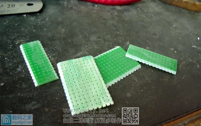 用两个POS机电池做一个9V万用表电池,串联供电,并联充电 用两个POS机电池做一个9V万用表电池,串联供电,并联充电