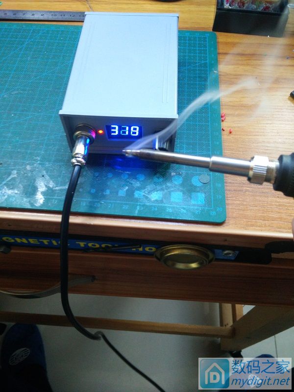 『二师兄出品』“废物利用”制作12V锂电便携白光烙铁