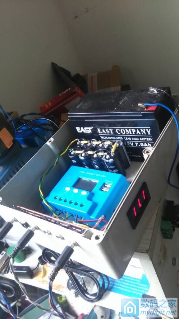 用法拉电容当蓄电池,长寿,顺便晒晒我的12伏ups 用法拉电容当蓄电池,长寿,顺便晒晒我的12伏ups