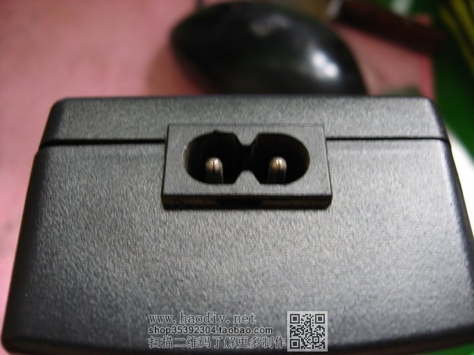 无创意  炒冷饭   装一个双路充  手机党慎入! 无创意  炒冷饭   装一个双路充