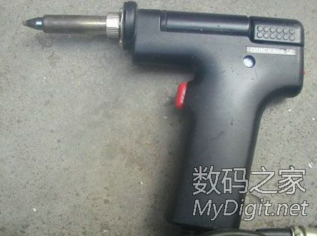 穷人的DIY---土炮版焊台、吸锡器、电镊子 三合一 拆焊工具组合 穷人的DIY---土炮版焊台、吸锡器、电镊子 三合一 拆焊工具组合
