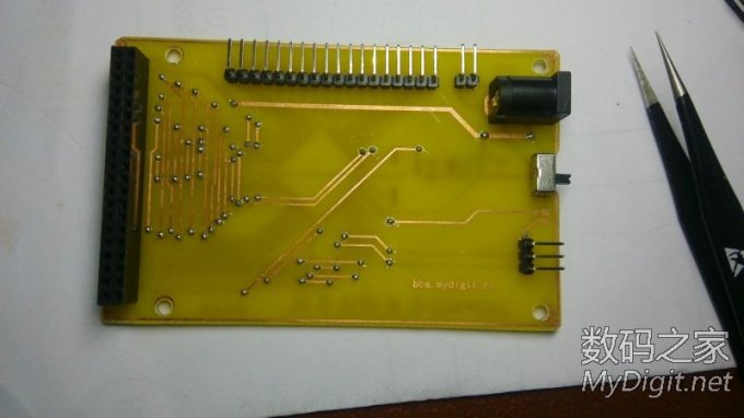 ȫֱֹ˫PCB