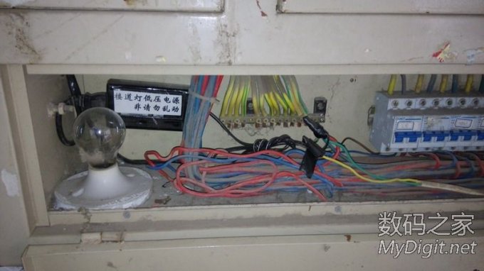 С¥Ƹ죺12vѹ硢+ӦLEDư