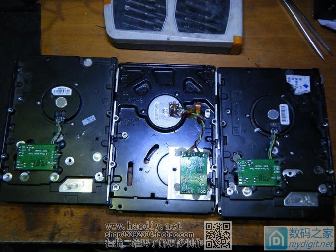 废硬盘,做3个硬盘电磨 废硬盘,做3个硬盘电磨
