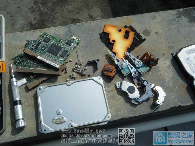 废硬盘,做3个硬盘电磨 废硬盘,做3个硬盘电磨