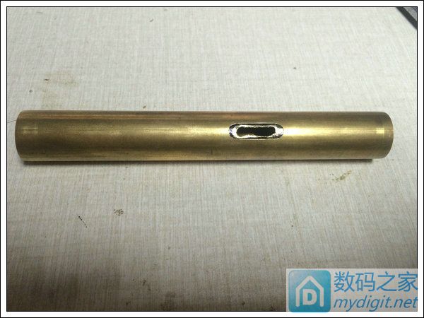 请输入描述 DIY自用锂电池螺丝刀 带自锁 纯铜外壳 3D打印 后面打包提供文件