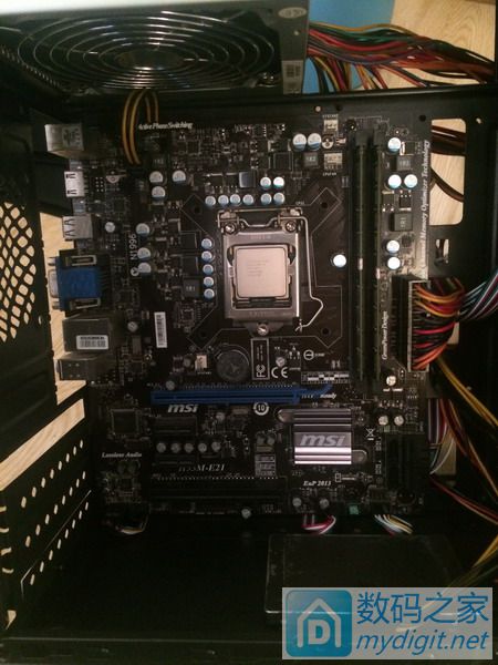 ˸ףװ̨ԣչʾһ±˻ı߷