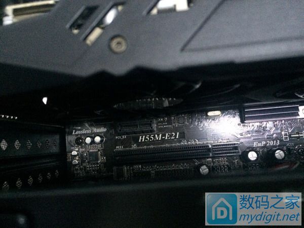 ˸ףװ̨ԣչʾһ±˻ı߷