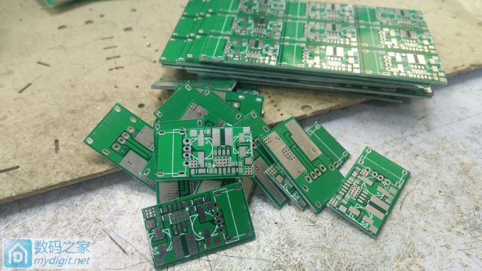 山鸡变凤凰 之 普通移动电源 改为 快充移动电源 (重磅炸弹)