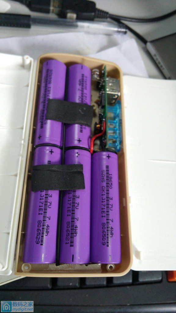 山鸡变凤凰 之 普通移动电源 改为 快充移动电源 (重磅炸弹) 山鸡变凤凰 之 普通移动电源 改为 快充移动电源 (重磅炸弹)