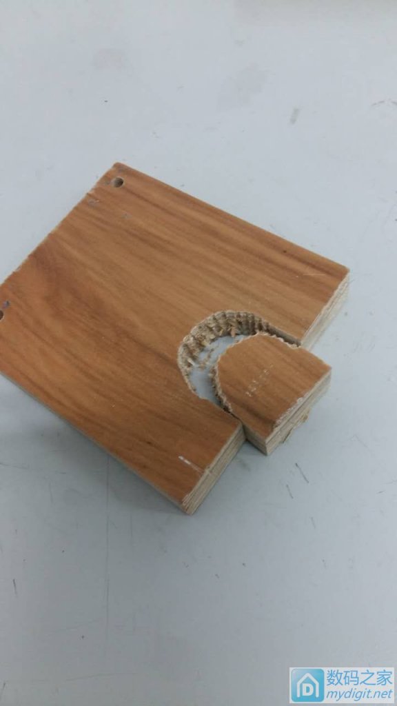 手工制作PCB必备套装之——小台锯 手工制作PCB必备套装之——小台锯