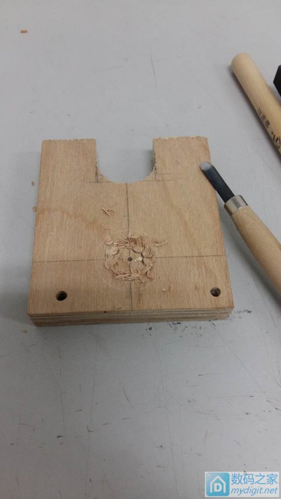 手工制作PCB必备套装之——小台锯 手工制作PCB必备套装之——小台锯