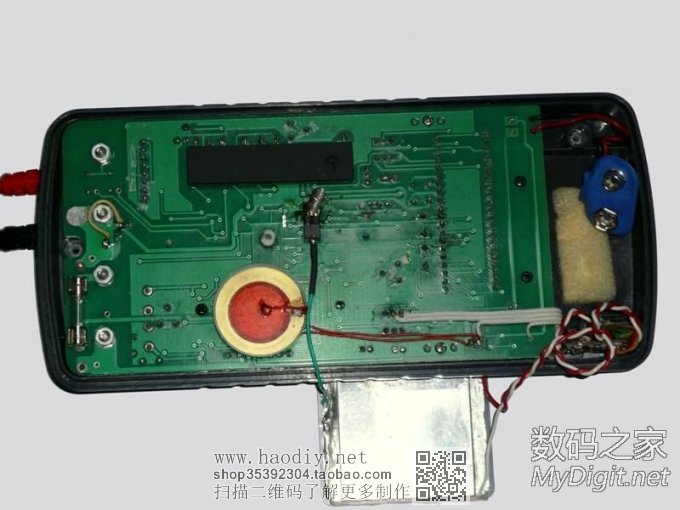 (打磨万用表4)利用“香水”电源给翻屏万用表改装锂电和安全充