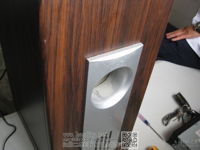 用菲亚特 菲翔CD车机,做了个音箱。 用菲亚特 菲翔CD车机,做了个音箱。