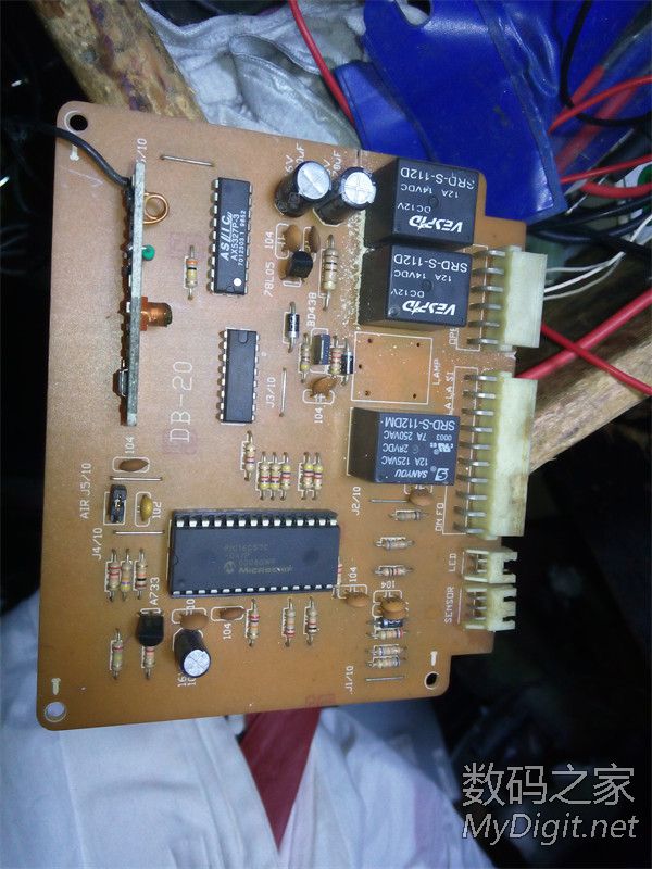 汽车报警器电路板 自制电火花机,有简单自动进刀装置,对付一切超硬金属。