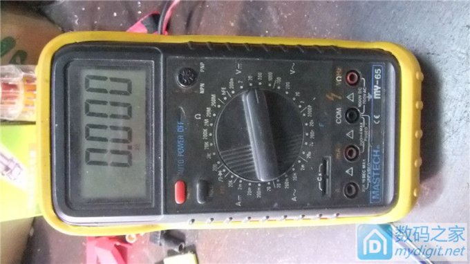 终于找到合适的电池 再改万用表供电 终于找到合适的电池 再改万用表供电