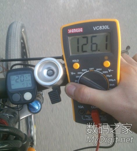 DIY一套自行车无摩擦发电系统,正在动工,求意见(已初步完工)。 DIY一套自行车无摩擦发电系统,正在动工,求意见(已初步完工)