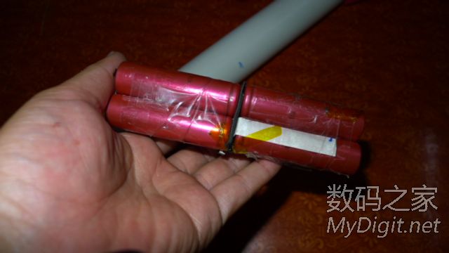 为老爸量身定做!DIY超级PVC手电筒