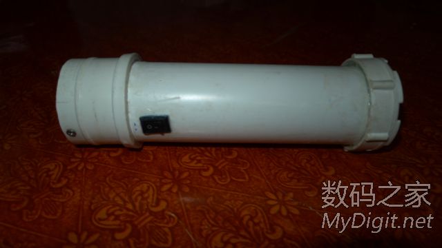 为老爸量身定做!DIY超级PVC手电筒