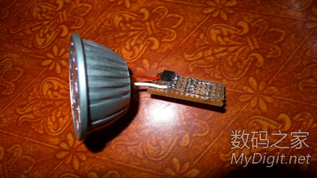 为老爸量身定做!DIY超级PVC手电筒