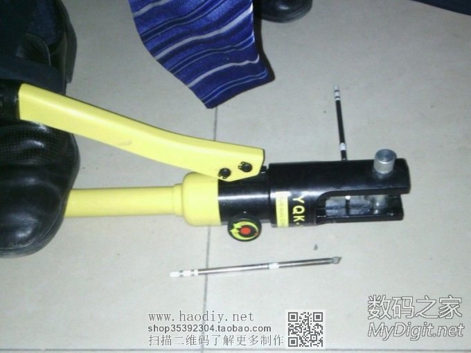 重压之下未有反抗~T12大马蹄头在液压钳下变形记 重压之下未有反抗~T12大马蹄头在液压钳下变形记