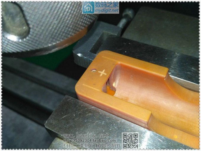 利用TP4056锂电板制作18650充电器完美终结版!!