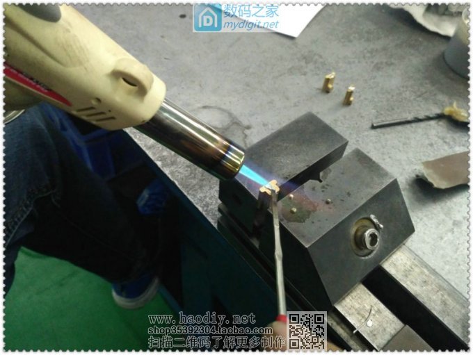 利用TP4056锂电板制作18650充电器完美终结版!!