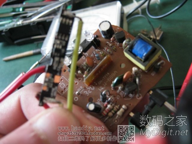 戴尔X1笔记本电池成功换芯解锁 (原程序+读写器电路图) 戴尔X1笔记本电池成功换芯解锁 (原程序+读写器电路图)