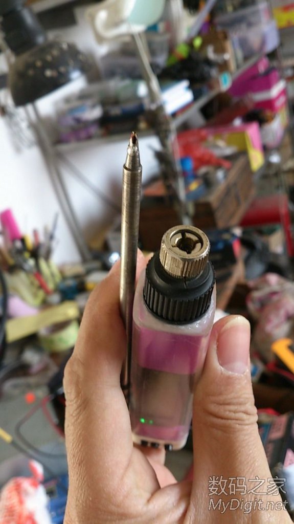 看大家都对“白光”很感兴趣。我也发一个DIY手柄一体数显 T1 ,大家多给意见…… 看大家都对“白光”很感兴趣。我也发一个DIY手柄一体数显 T1 ,