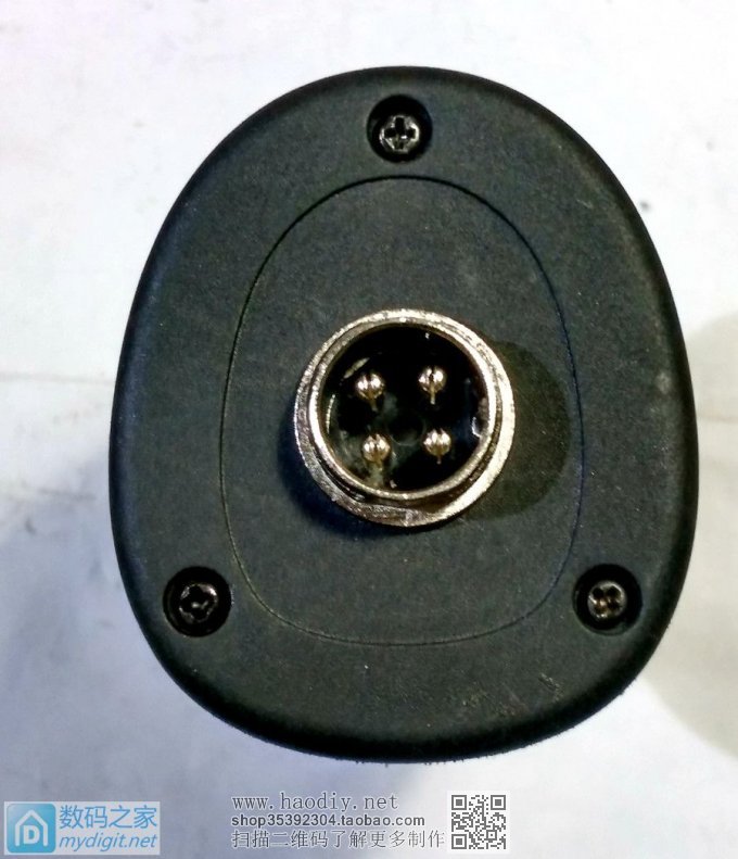 D一个假电池给充电钻用~