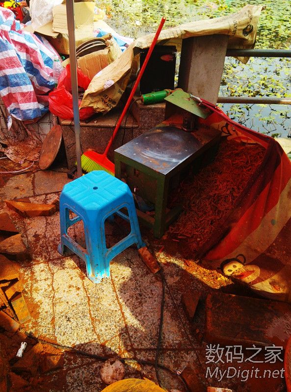 江湖佬之现场制作越南红铁木砧板 江湖佬之现场制作越南红铁木砧板