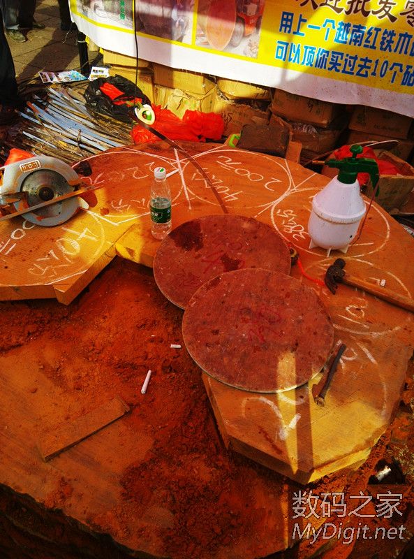 江湖佬之现场制作越南红铁木砧板 江湖佬之现场制作越南红铁木砧板