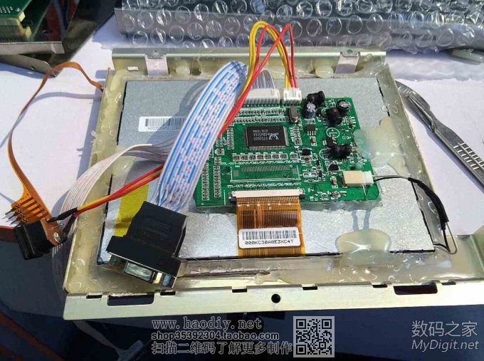 泰克数字示波器内置彩色CRT更换液晶屏图解(Tektronix TDS754C)