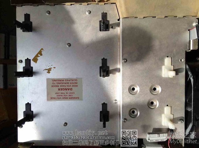 泰克数字示波器内置彩色CRT更换液晶屏图解(Tektronix TDS754C)