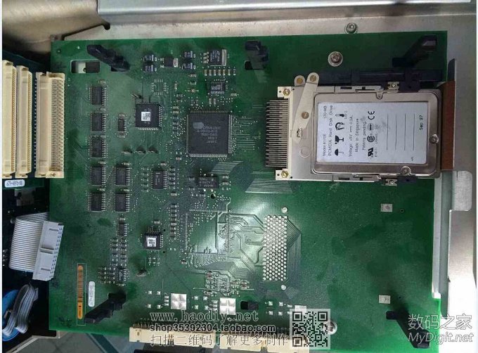 泰克数字示波器内置彩色CRT更换液晶屏图解(Tektronix TDS754C) 泰克数字示波器内置彩色CRT更换液晶屏图解(Tektronix TDS754C)