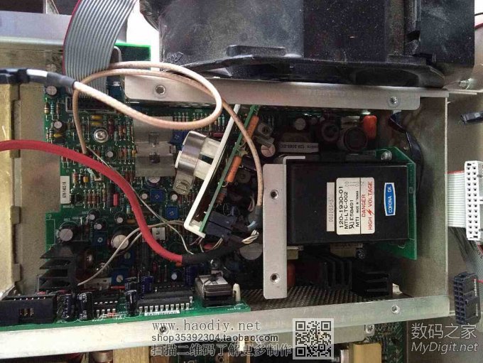 泰克数字示波器内置彩色CRT更换液晶屏图解(Tektronix TDS754C) 泰克数字示波器内置彩色CRT更换液晶屏图解(Tektronix TDS754C)