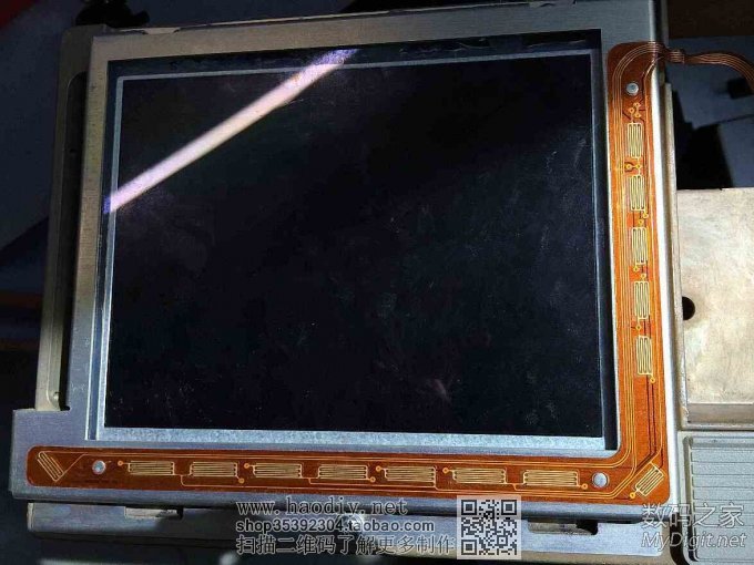 泰克数字示波器内置彩色CRT更换液晶屏图解(Tektronix TDS754C)