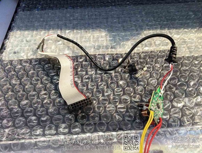 泰克数字示波器内置彩色CRT更换液晶屏图解(Tektronix TDS754C)